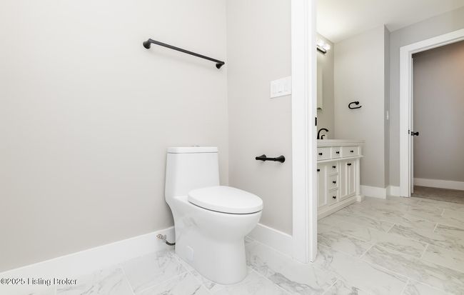 7110 Fox Harbor Rd, House other with 6 bedrooms, 3 bathrooms and null parking in Prospect KY | Image 71