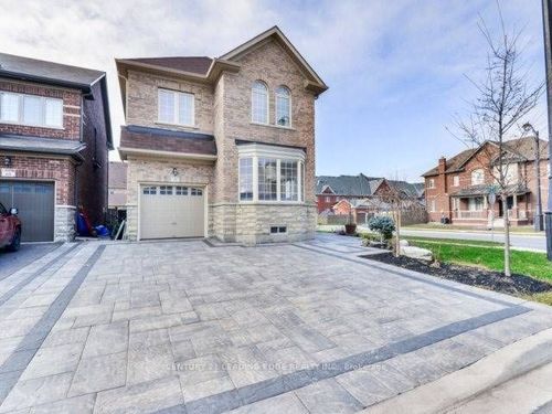 72 Pelee Ave, Kleinburg, ON, L4H3Y9 | Card Image