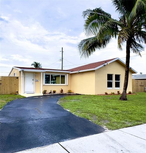 841 Ne 59th St, Oakland Park, FL, 33334-3503 | Card Image