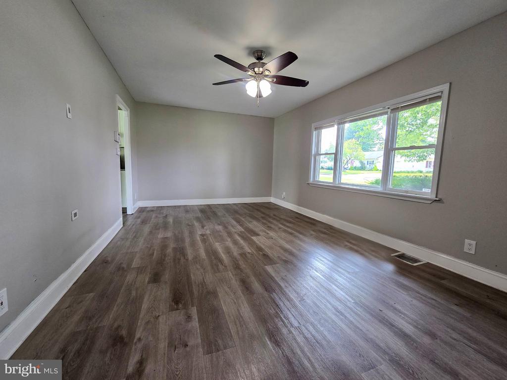 Residential in FAIRLESS HILLS 3