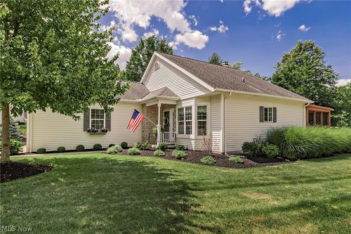 383 Woodside Dr, Northfield, OH, 44067-3283 | Card Image