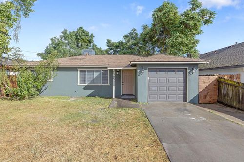 1305 Alameda Avenue, Chowchilla, CA, 93610 | Card Image