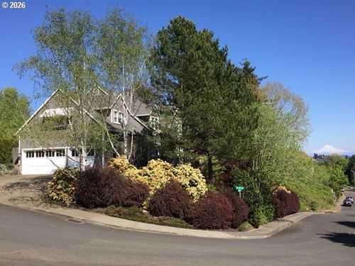 11812 Sw 17th Ave, Portland, OR, 97219-9614 | Card Image