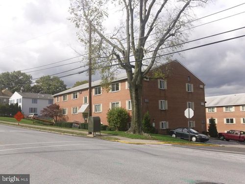 apt-b1-120 N Penn St, SPRING CITY, PA, 19475-1752 | Card Image