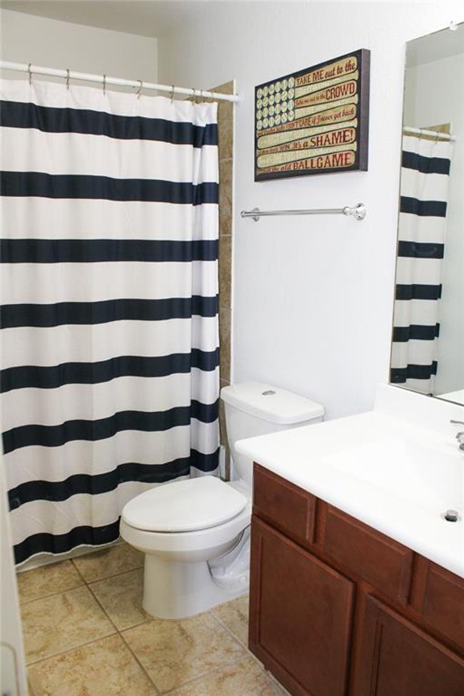 6867 Juniper Arbor Ln, House other with 4 bedrooms, 4 bathrooms and 2 parking in Dickinson TX | Image 33
