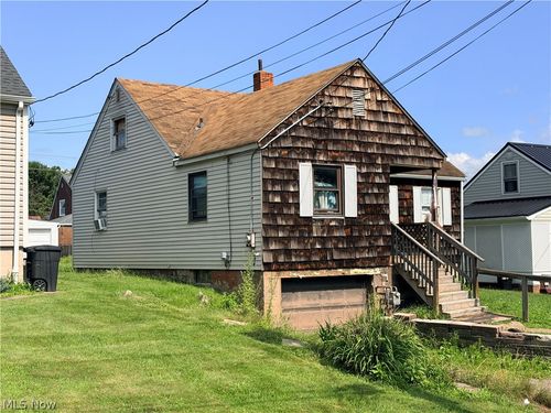 3817 Marlamont Way, Weirton, WV, 26062 | Card Image