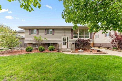 9138 Southmoor Avenue, Highland, IN, 46322 | Card Image