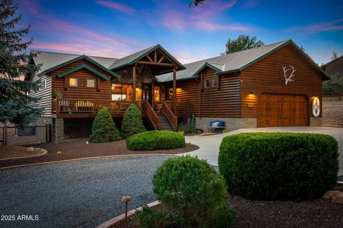 2702 Covered Wagon Trl, Overgaard, AZ, 85933-5116 | Card Image