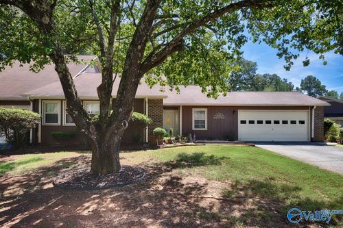 300 Autumn Ln, Madison, AL, 35758-1948 | Card Image