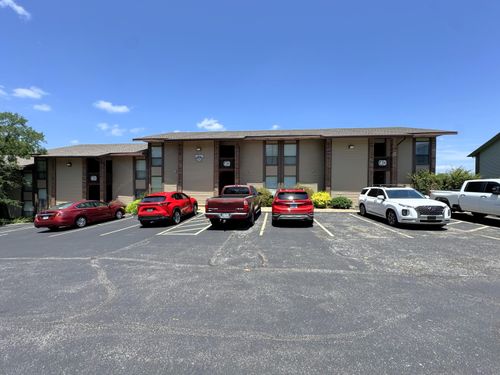 24-148 Lake Club Dr, Branson, MO, 65616-3889 | Card Image