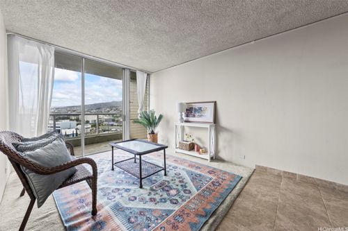 a104-2637 Kuilei St, Honolulu, HI, 96826-3288 | Card Image