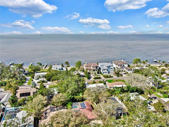 140 Sage Cir, House other with 3 bedrooms, 2 bathrooms and null parking in Crystal Beach FL | Image 54