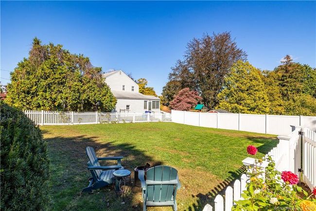 118 Longvue Dr, House other with 3 bedrooms, 2 bathrooms and 4 parking in Wethersfield CT | Image 7