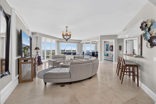 905b-2700 N Ocean Dr, Riviera Beach, FL, 33404-3876 | Card Image