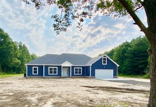 2105 Holland Corner Rd, Suffolk, VA, 23437-8846 | Card Image