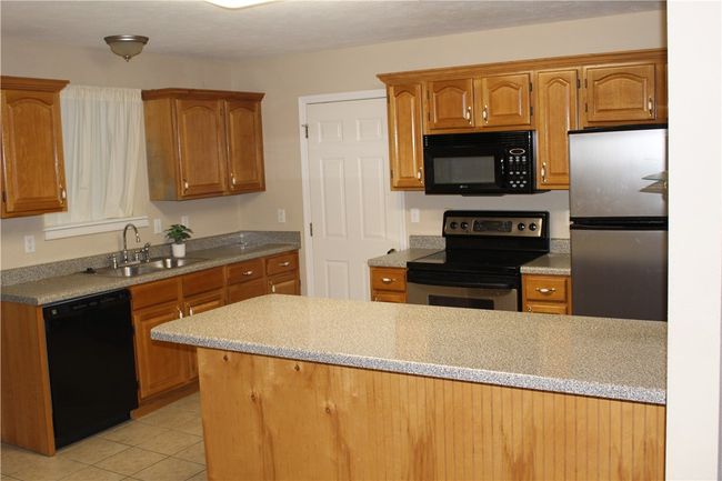 UNIT-5 - 1615 N Spring Rd, Condo with 3 bedrooms, 2 bathrooms and null parking in Harrison AR | Image 6