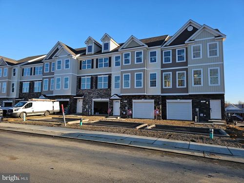 84 Potomac Ct, PRINCE FREDERICK, MD, 20678 | Card Image