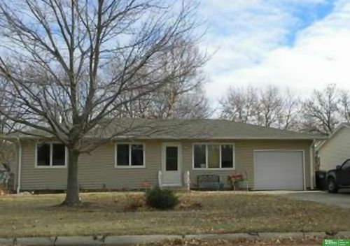 1436 N Maine Ave, York, NE, 68467-2206 | Card Image