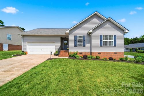 2104 Sheffield Ct Nw, Conover, NC, 28613-7896 | Card Image