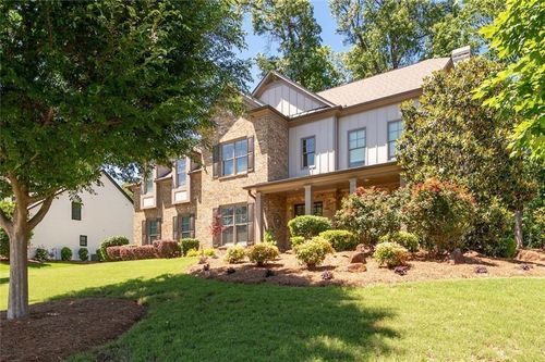 2470 Anderson Estates Ct, Marietta, GA, 30064-5057 | Card Image