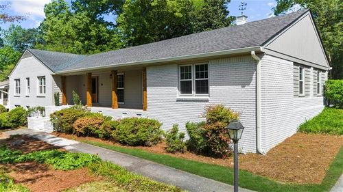 7300 Wynhill Dr, Sandy Springs, GA, 30328-1343 | Card Image