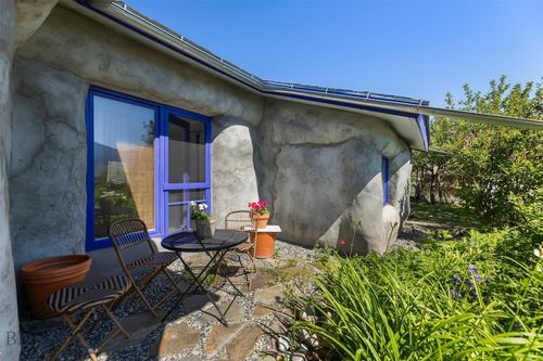 29 Cascade Ln, Livingston, MT, 59047-8815 | Card Image