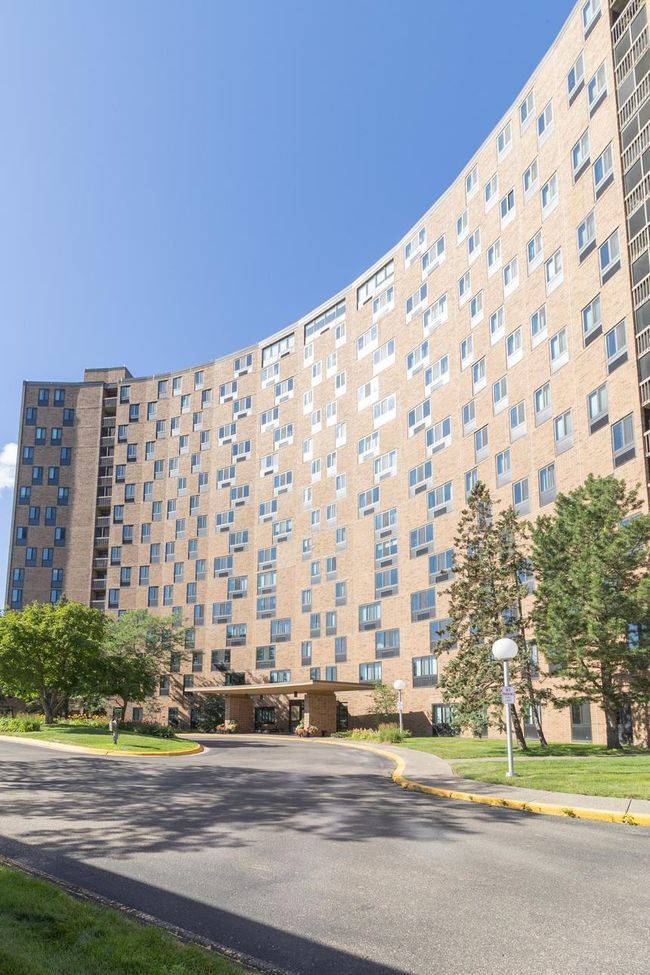APT-1210 - 1181 Edgcumbe Rd, Condo with 1 bedrooms, 1 bathrooms and null parking in Saint Paul MN | Image 35