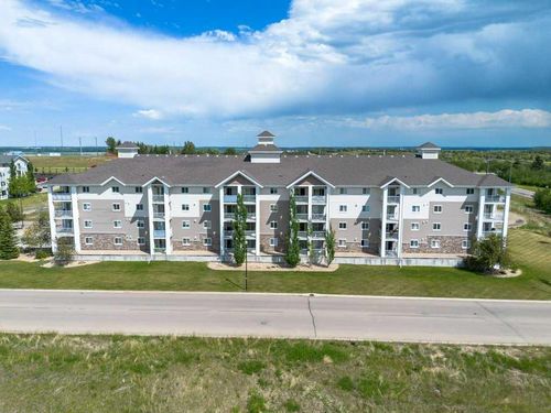 105-3 Broadway Rise, Sylvan Lake, AB, T4S0G9 | Card Image