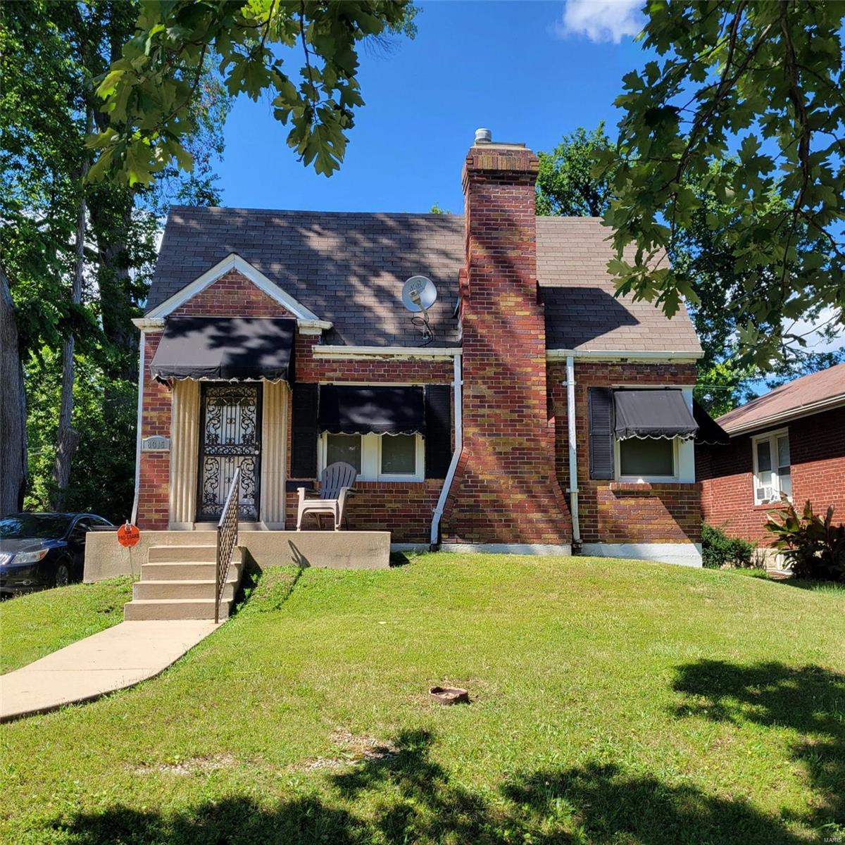 Appleton Dr, Saint Louis, MO 63132