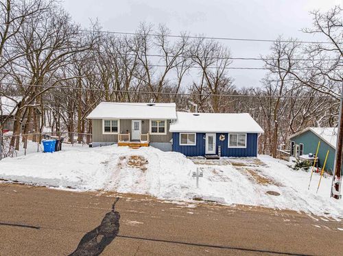 311 - 313 Wilson Street, Mount Horeb, WI, 53572 | Card Image