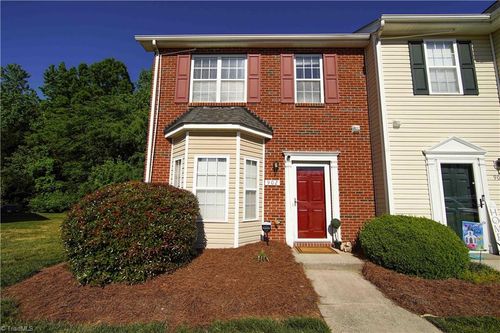 902 Brittany Way, Archdale, NC, 27263-2987 | Card Image