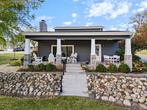 301 S Mulberry St, North Webster, IN, 46555-9223 | Card Image