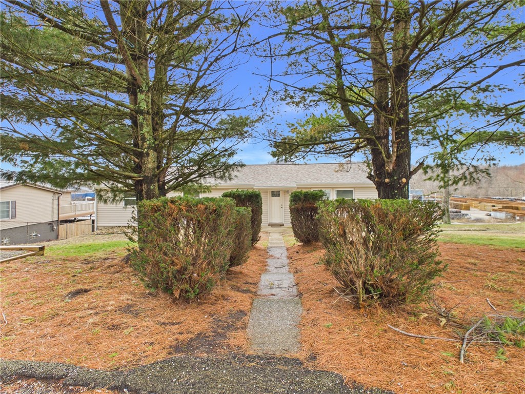 Residential in Menallen Twp 3