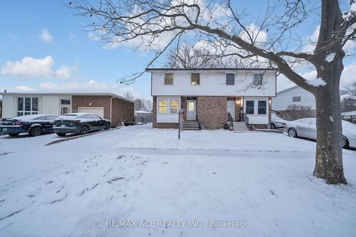 8159 Lynhurst Dr, Niagara Falls, ON, L2H2A3 | Card Image