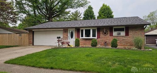 221 Mills Pl, New Lebanon, OH, 45345-1517 | Card Image