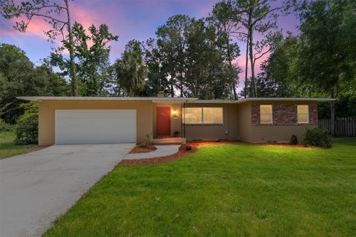 3857 Sw 4th Place, GAINESVILLE, FL, 32607 | Card Image