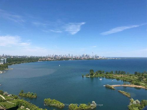 2906-20 Shore Breeze Dr, Etobicoke, ON, M8V0C7 | Card Image