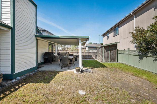 23085 116 Avenue, House other with 2 bedrooms, 2 bathrooms and 3 parking in Maple Ridge BC | Image 24