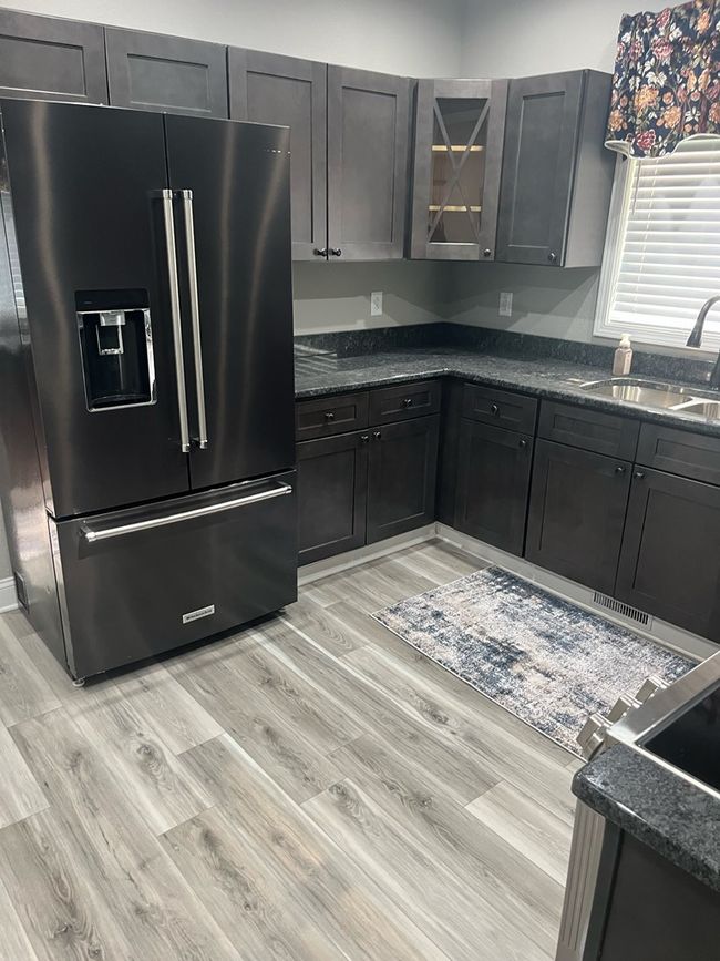 16540 Tazewell St, House other with 2 bedrooms, 3 bathrooms and null parking in Saint Paul VA | Image 9