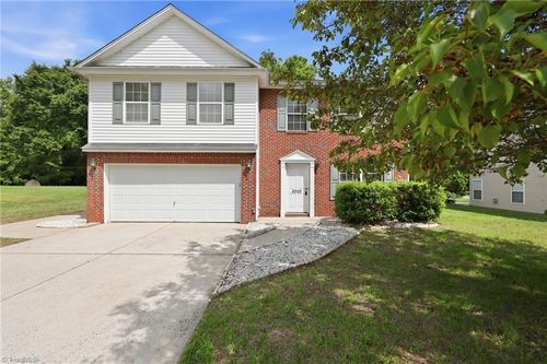 2002 Lannigan Drive, Greensboro, NC, 27406 | Card Image