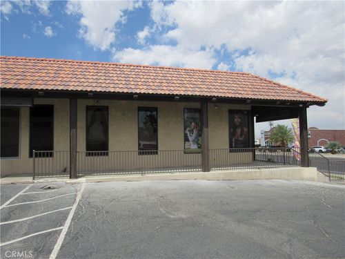 c-15048 7th, Victorville, CA, 92395 | Card Image
