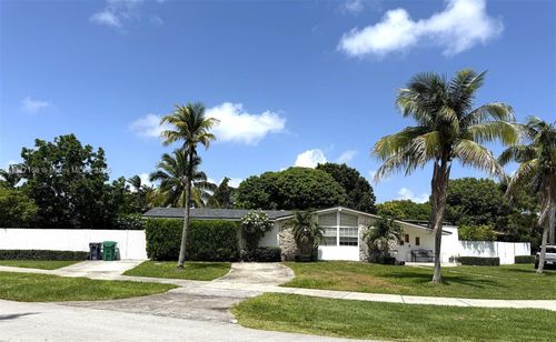 9755 Sw 161st St, Miami, FL, 33157-3315 | Card Image