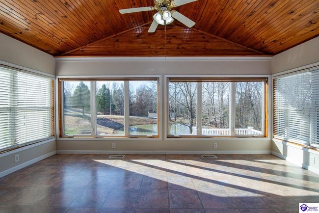 234 Cave Heights Ln, House other with 3 bedrooms, 2 bathrooms and null parking in Falls Of Rough KY | Image 15