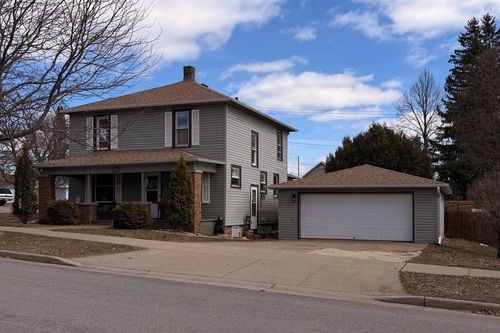 827 N 2nd Avenue, Wausau, WI, 54401 | Card Image