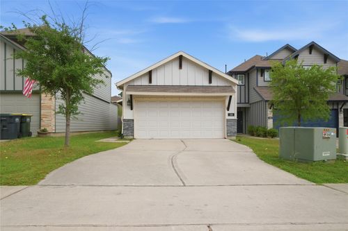 116 Camelot Place Ct, Conroe, TX, 77304-5345 | Card Image