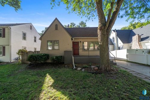 1905 S 5th Ave Avenue, Sioux Falls, SD, 57105 | Card Image