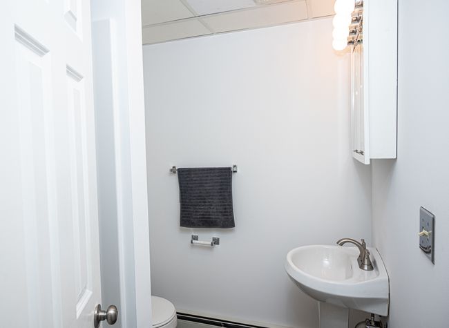 207 Muehl Dr, House other with 5 bedrooms, 2 bathrooms and 2 parking in Lockport IL | Image 19