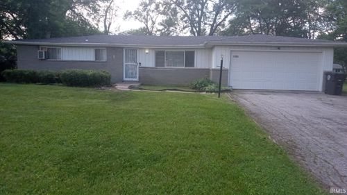 2612 Oakwood Dr, Fort Wayne, IN, 46816-4024 | Card Image