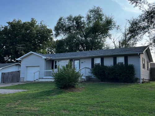 3110 Main St, Cassville, MO, 65625-9560 | Card Image