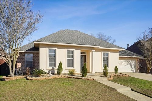 204 Annette Dr, Slidell, LA, 70458-6018 | Card Image